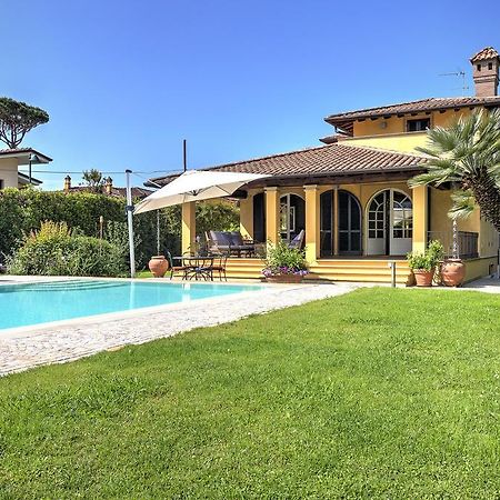 Relais Di Alice- Adults Only Bed & Breakfast Forte dei Marmi Exterior photo