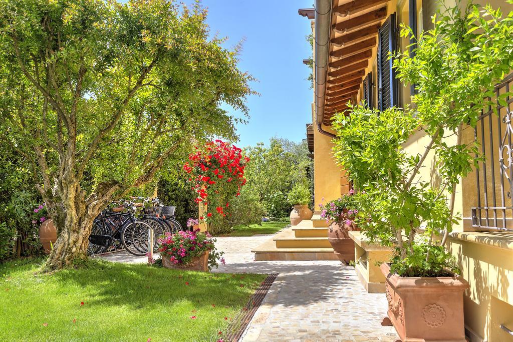 Relais Di Alice- Adults Only Bed & Breakfast Forte dei Marmi Exterior photo